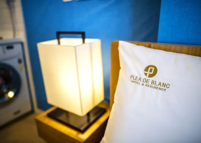 Plea De Blanc & Hotel Pusan